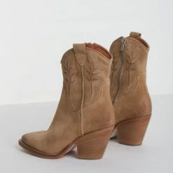 BUKELA Amira Sand Western Boots