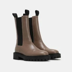 LÄST Angie Chelsea Taupe Boots 11 LÄST Angie Chelsea Taupe Boots