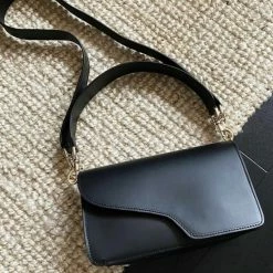 ATP ATELIER Assisi Black Crossbody Bag 9 ATP ATELIER Assisi Black Crossbody Bag