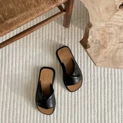 FLATTERED Bea Black Leather Flat Sandals