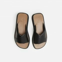 FLATTERED Bea Black Leather Flat Sandals