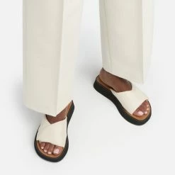 FLATTERED Bea Creme Leather Flat Sandals SHOES