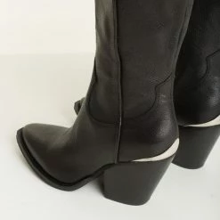 BUKELA Brooke Buffalo Black SHOES