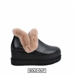 AKAADA SHOES Carei Black Boots