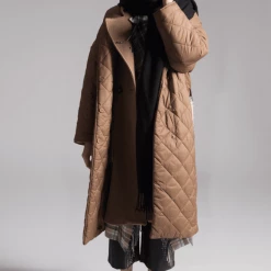 AKAADA Carei White Boots