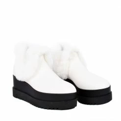 AKAADA Carei White Boots