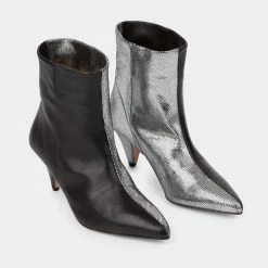 IVYLEE COPENHAGEN Chloe Black Silver Boots