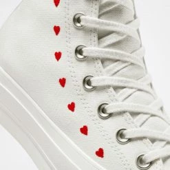 CONVERSE Chuck Taylor All Star Lift Embroidered Hearts