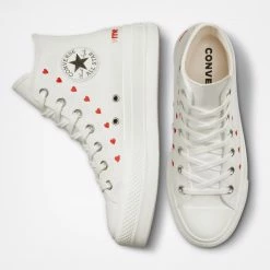 CONVERSE Chuck Taylor All Star Lift Embroidered Hearts