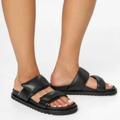 LÄST Corine Black Leather Puffy Sandals SHOES