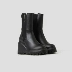 BRONX Curvy Chelsea Black Boots SHOES