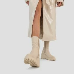 BRONX Curvy Chelsea Camel Boots