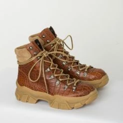 BLUEONBLUE SHOES Eliosa Crocco Brown