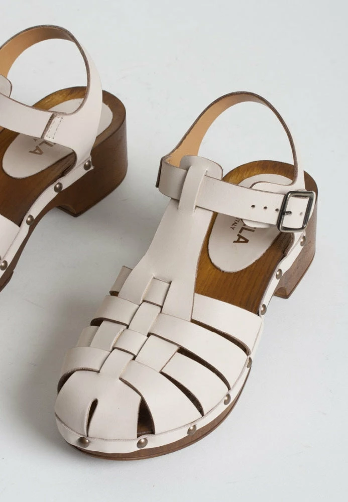 BUKELA Emmi Milk Leather Clogs NEW IN 5 BUKELA Emmi Milk Leather Clogs NEW IN