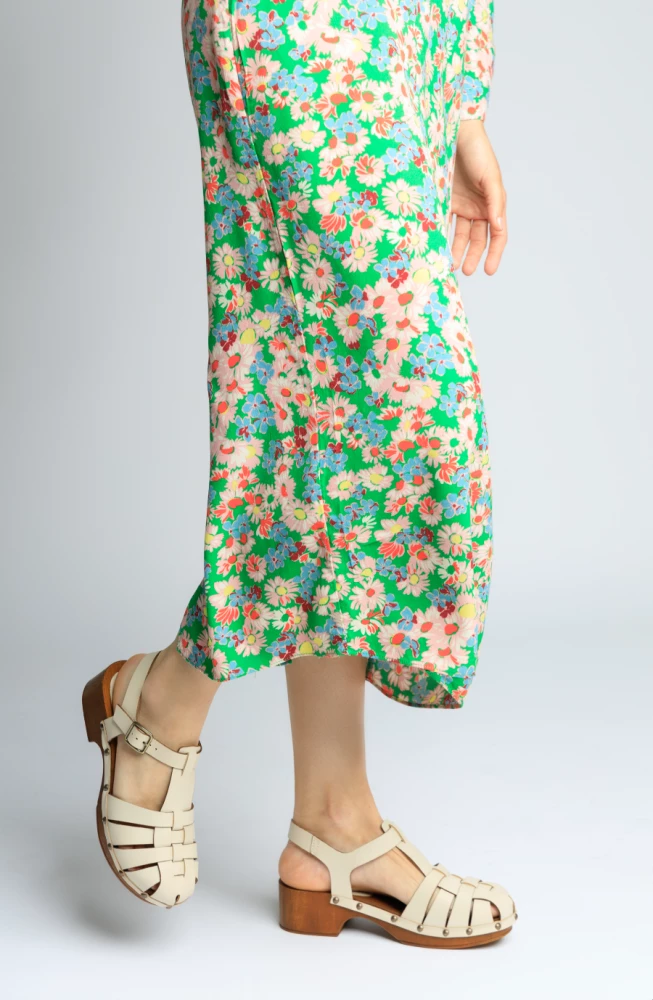 BUKELA Emmi Milk Leather Clogs NEW IN 11 BUKELA Emmi Milk Leather Clogs NEW IN