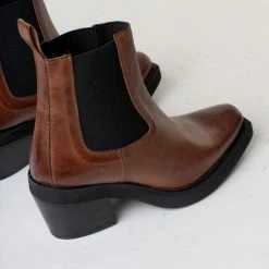 BUKELA Etna Caramel Ankle Boots
