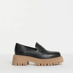 BUKELA Grammy Black Loafers NEW IN 17 BUKELA Grammy Black Loafers NEW IN