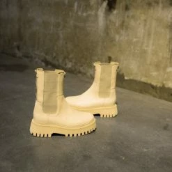 BRONX Groovy Chelsea Camel Boots SHOES