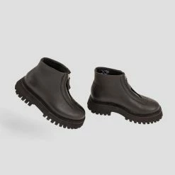 BRONX Groovy Front Zip Black Boots 16 BRONX Groovy Front Zip Black Boots