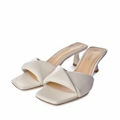 AKAADA Haya Off White Soft Leather Sandals SHOES