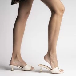 AKAADA Haya Off White Soft Leather Sandals SHOES