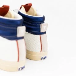 0-105 ZEROCENTCINQ Huna Americana Hi Sneakers