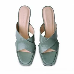 AKAADA Kaori Plateau Avocado Green Naplak Mules
