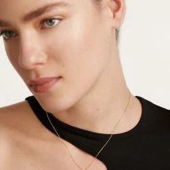 P D PAOLA ACCESSORIES Letter T Circle Necklace