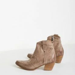 BUKELA Lucy Taupe Western Boots