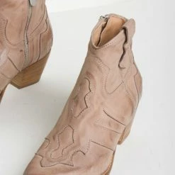 BUKELA Lucy Taupe Western Boots