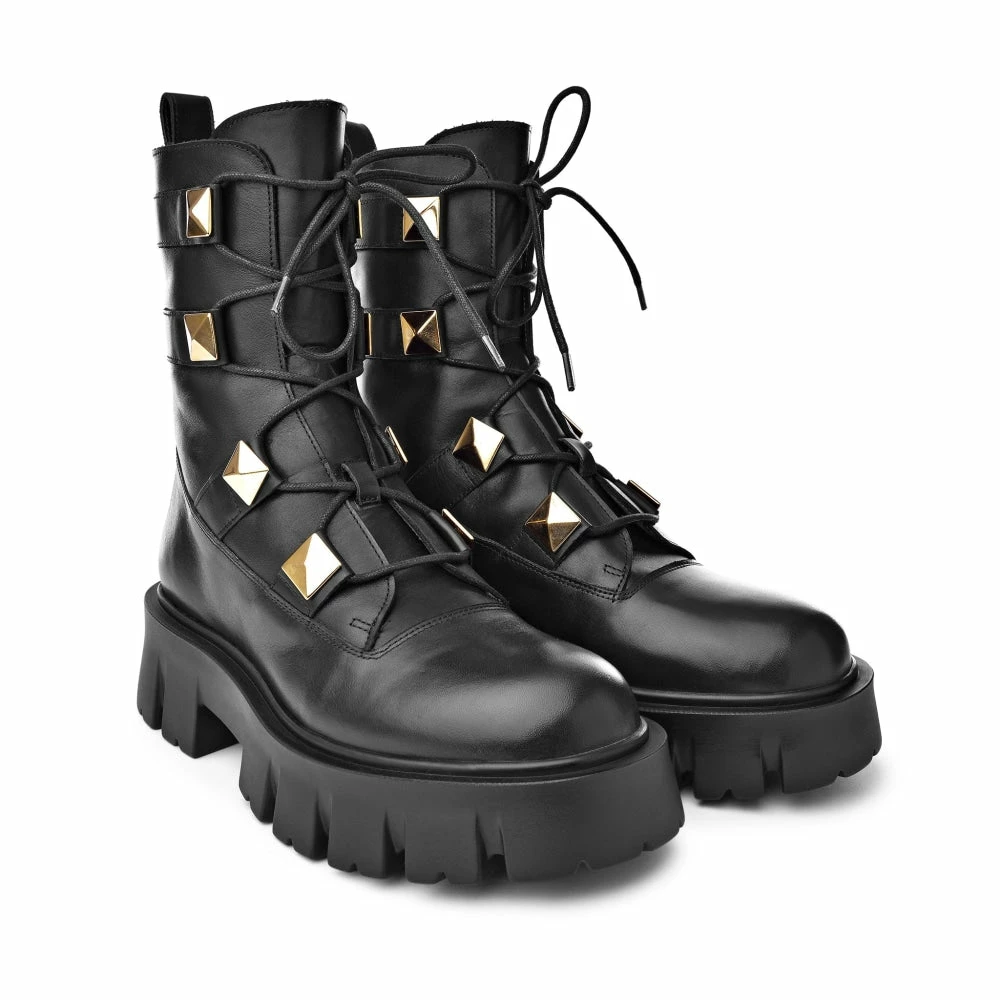 AKAADA SHOES Mako Pyramid Studs Combat Boots 8 AKAADA SHOES Mako Pyramid Studs Combat Boots