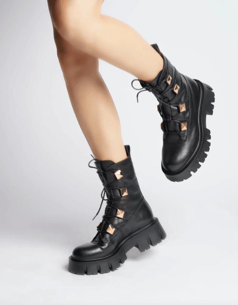 AKAADA SHOES Mako Pyramid Studs Combat Boots 5 AKAADA SHOES Mako Pyramid Studs Combat Boots