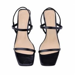 AKAADA SHOES Miya Black Naplak Sandals