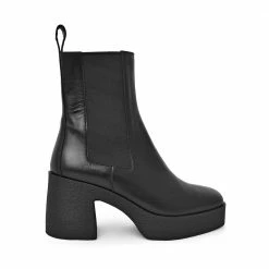 AKAADA SHOES Momo Black Leather Chelsea Boots