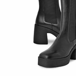 AKAADA SHOES Momoko Black Knee-High Leather Chelsea Boots