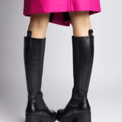 AKAADA SHOES Momoko Black Knee-High Leather Chelsea Boots