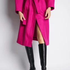 AKAADA SHOES Momoko Black Knee-High Leather Chelsea Boots