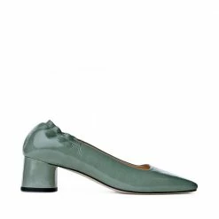 AKAADA SHOES Nyoko Avocado Green Soft Naplak Pumps