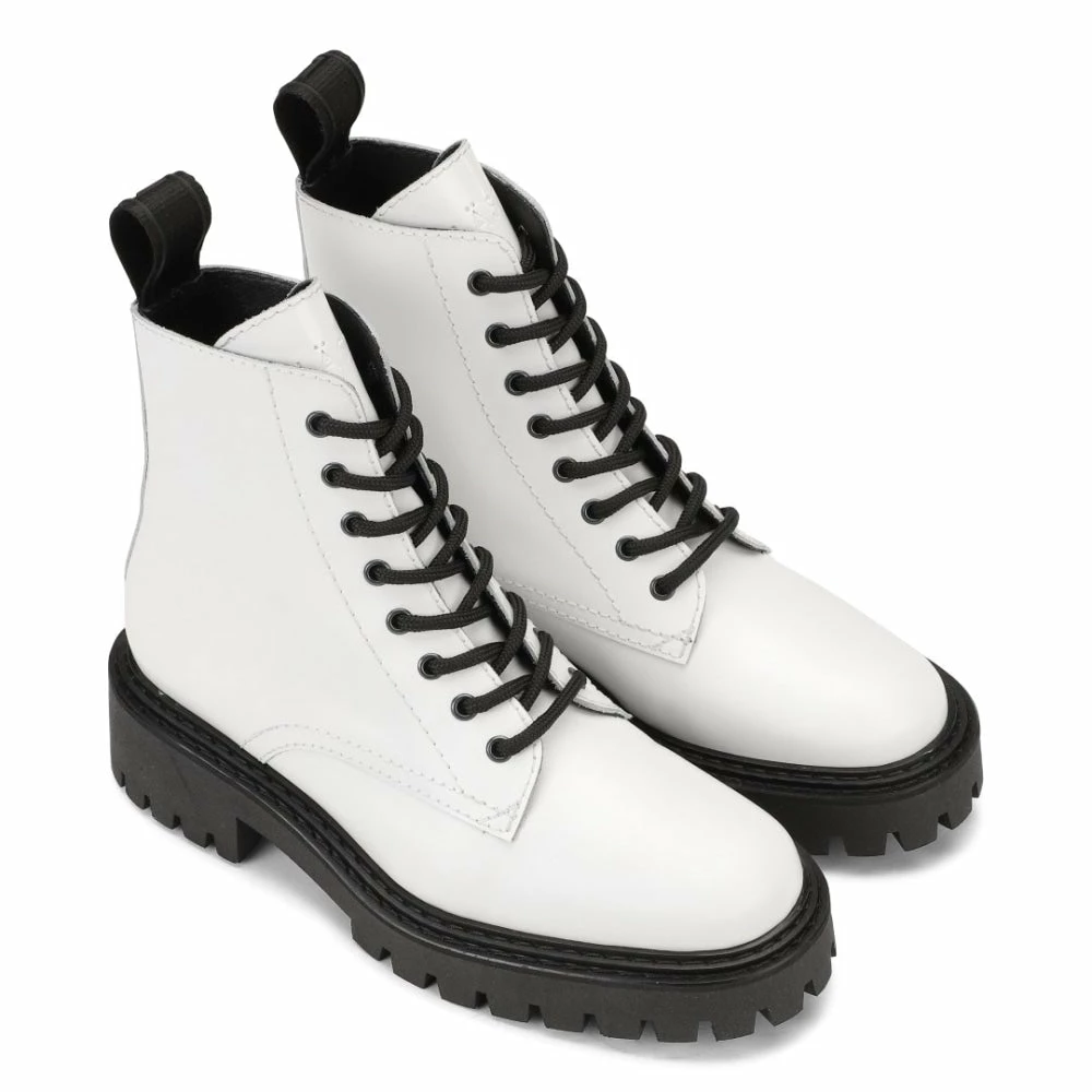LÄST Paint Boots White 2 LÄST Paint Boots White