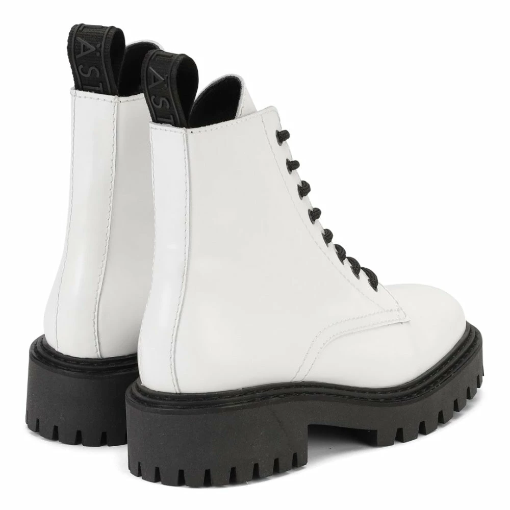 LÄST Paint Boots White 3 LÄST Paint Boots White