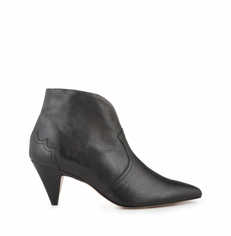 IVYLEE COPENHAGEN Phina Black Leather Boots SHOES 1 IVYLEE COPENHAGEN Phina Black Leather Boots SHOES