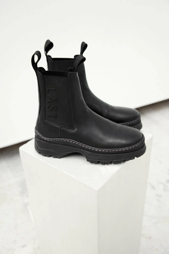 LÄST Powder Chelsea Black Boots 3 LÄST Powder Chelsea Black Boots