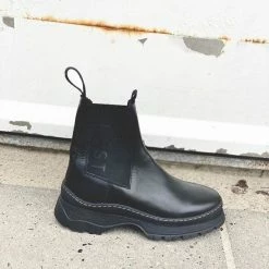 LÄST Powder Chelsea Black Boots 16 LÄST Powder Chelsea Black Boots