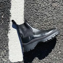 LÄST Powder Chelsea Black Boots 17 LÄST Powder Chelsea Black Boots