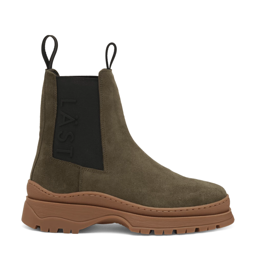 LÄST Powder Chelsea Suede Olive Boots SHOES 1 LÄST Powder Chelsea Suede Olive Boots SHOES