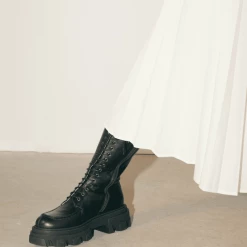 AKAADA SHOES Ren Black High Combat Boots