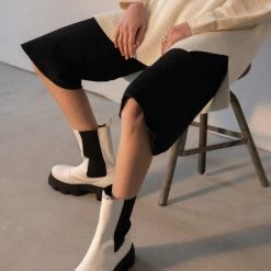 AKAADA SHOES Rin White Elastic Combat Boots