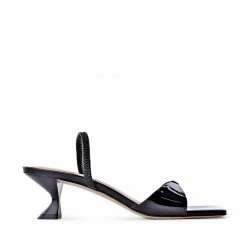 AKAADA Sayuri Black Patent Leather Sandals