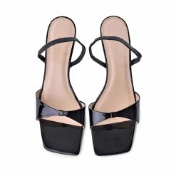 AKAADA Sayuri Black Patent Leather Sandals