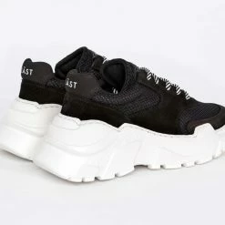 LÄST Sprint Mesh Black Chunky Sneakers
